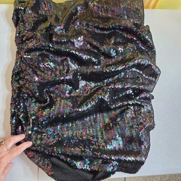 725-12 Torrid iridescent black one shoulder sequin Bodycon dress Size 2 16/18 - Picture 8 of 10
